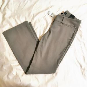 Women's Petite size 4, The limited exact stretch, dress pants